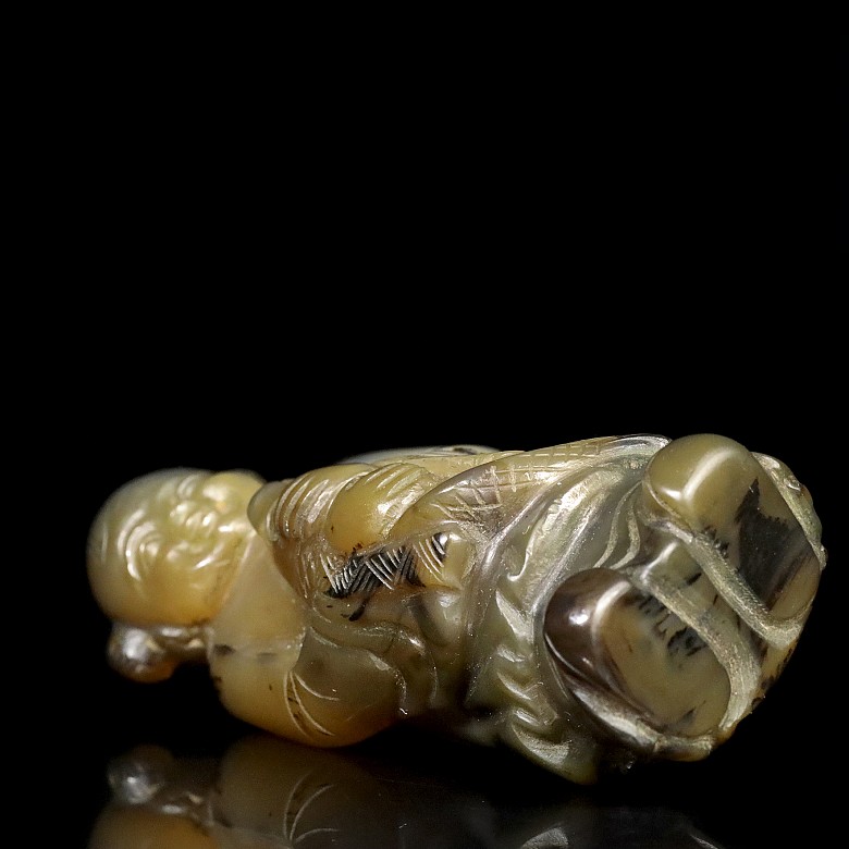 A Chinese girl shape Snuff bottle, Qing dynasty.