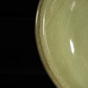 Large celadon-glazed ceramic bowl, Qing dynasty