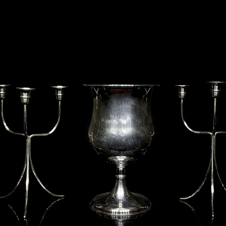 Set of silver-plated metal candlesticks and goblet, 20th century