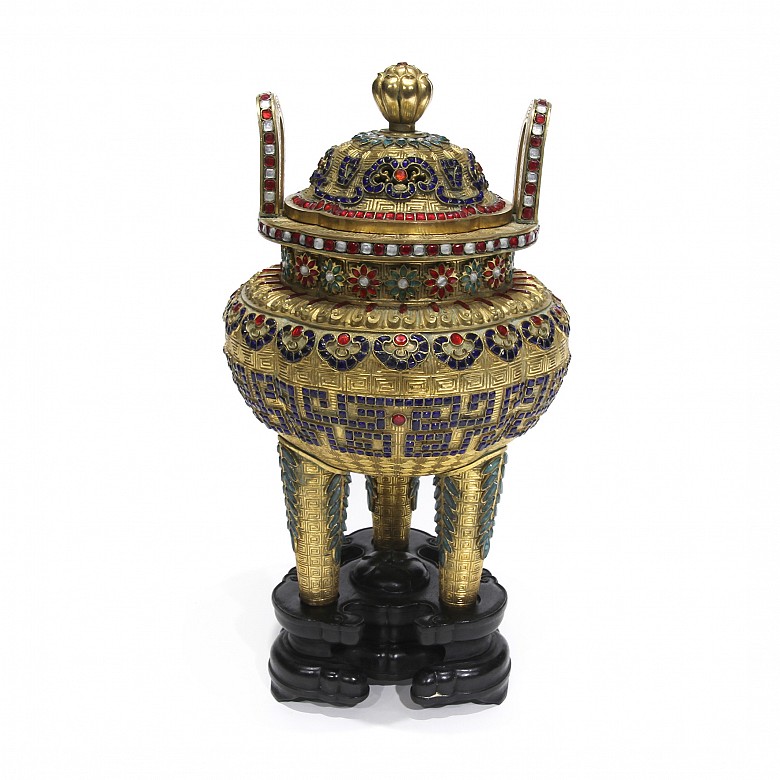 Ding gilded with glass beads, 20th century