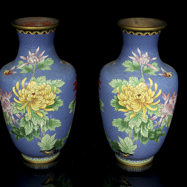 Pair of bronze vases with cloisonné decoration, 20th century