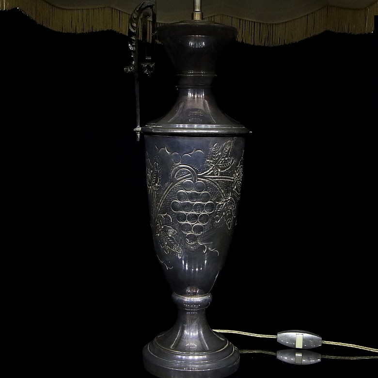 Lamp with metal foot, 20th century