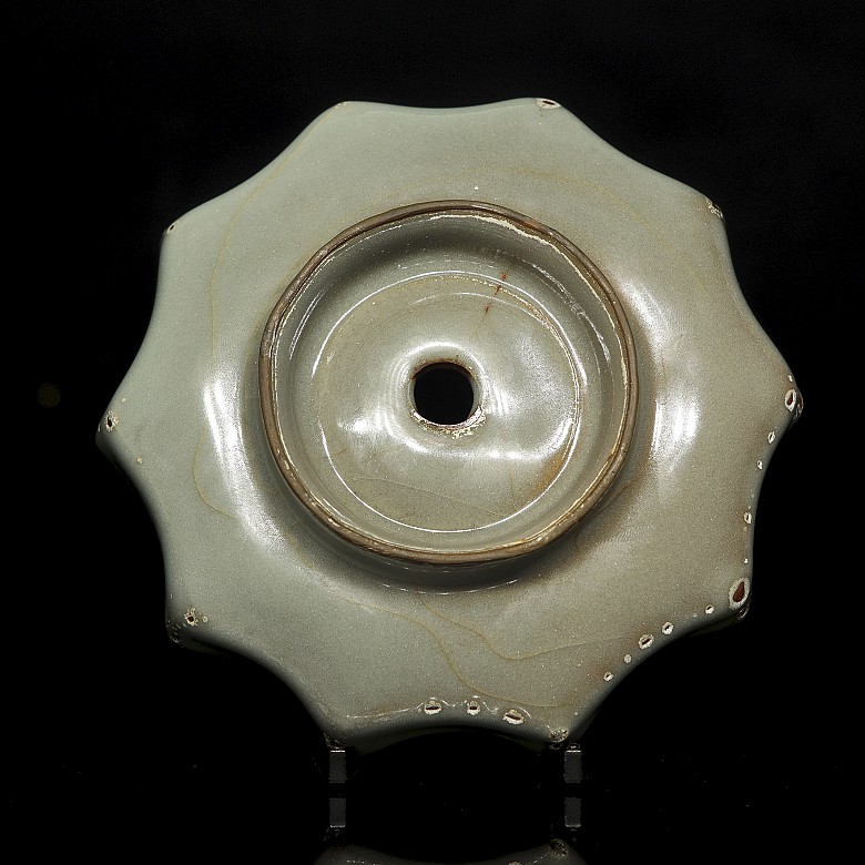 Small celadon ceramic vessel, Song style - 4