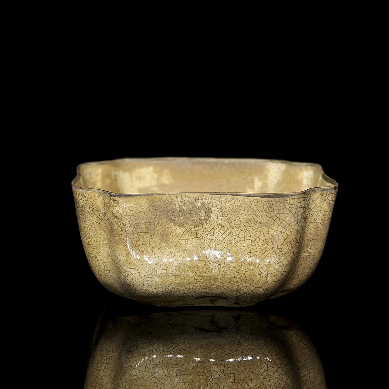 Glazed ceramic lobed bowl, Song style