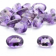 Lot of oval cut amethysts 438 cts