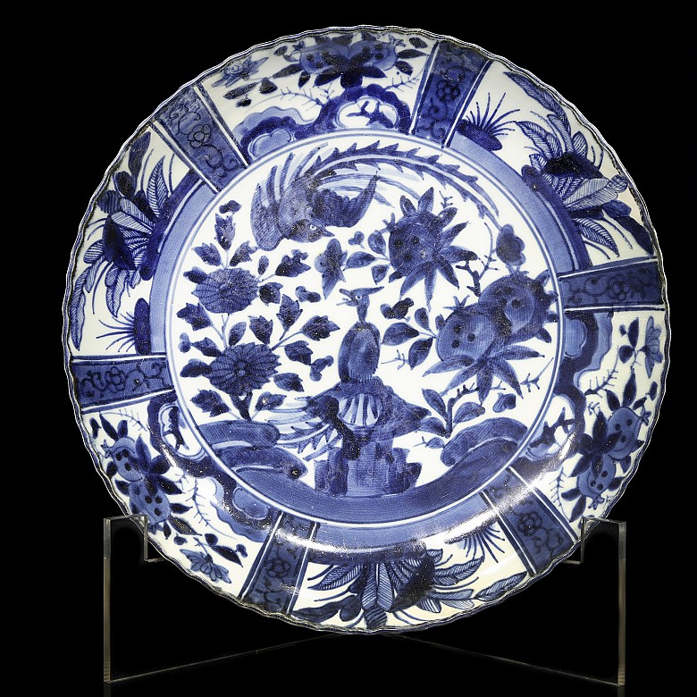 Porcelain dish, blue and white, Arita, 19th century