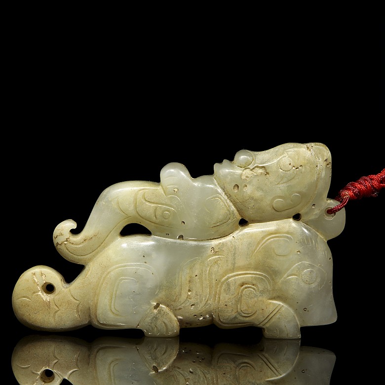 Carved jade pendant, Western Zhou