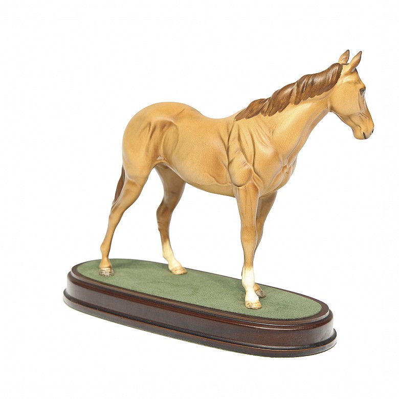 Cuatro caballos England Beswick Porcelain y Royal Doulton England - 3