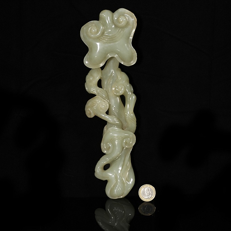 Small jade ruyi sceptre ‘Lingzhi’, Qing dynasty