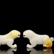 White jade tiger amulet, Western Han dynasty