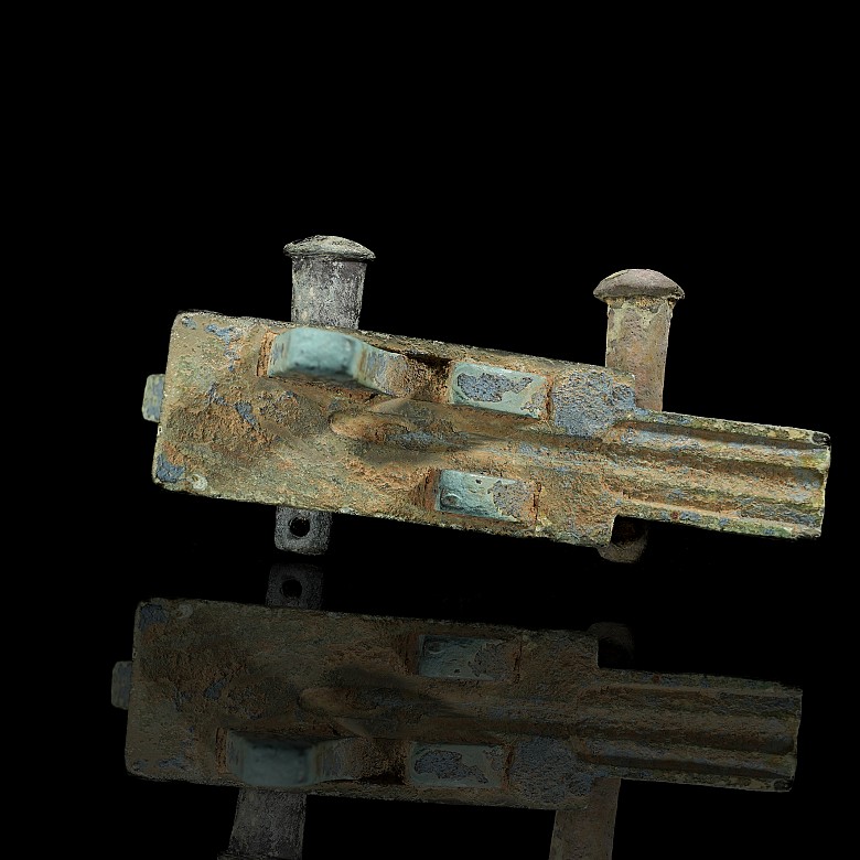 Bronze crossbow mechanism, Han dynasty