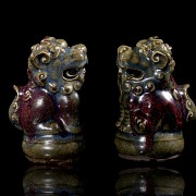 Pair of ceramic ‘Lions’ figures, Qing Dynasty