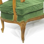 Seating furniture group upholstered in green velvet, 20th Century