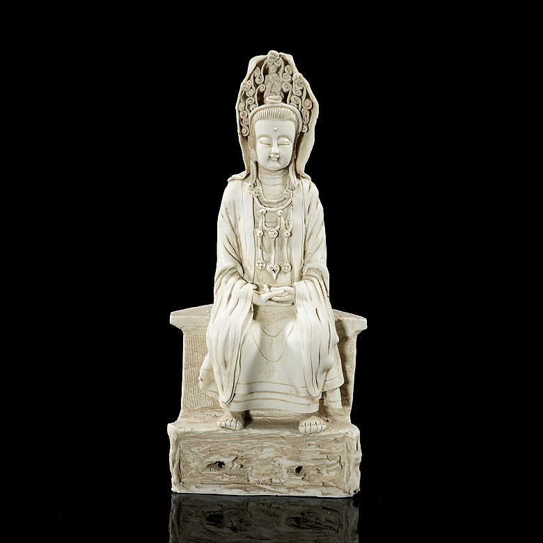 Glazed ceramic ‘Guanyin’ figurine, Song style