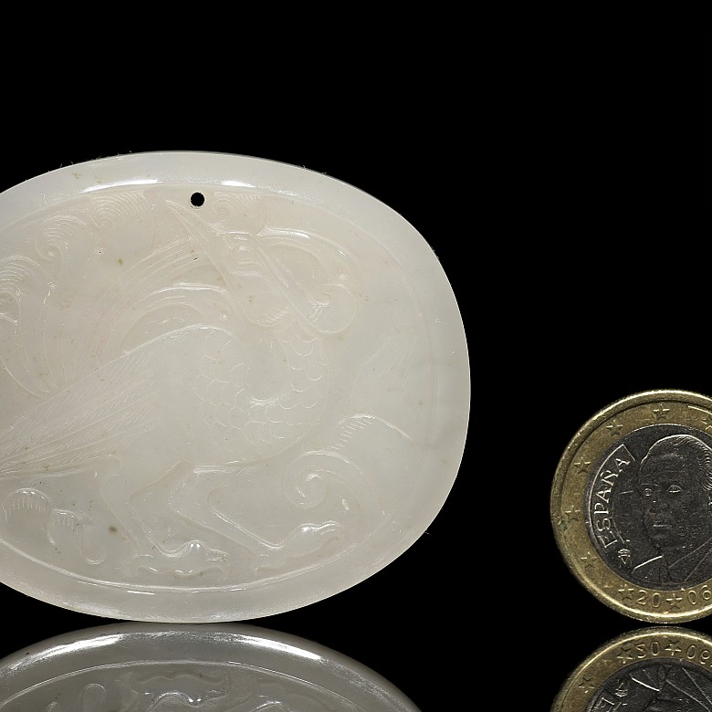 Oval plate with phoenix, jade, Western Han Dynasty