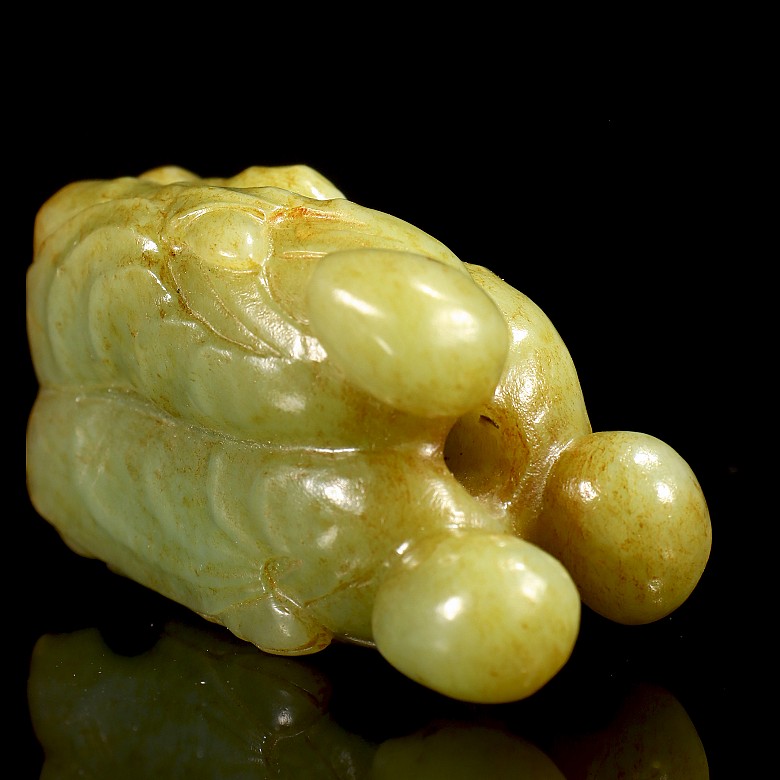 Yellow jade figurine ‘Monks’, Han style