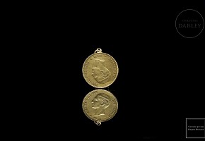 Moneda de oro con anilla 