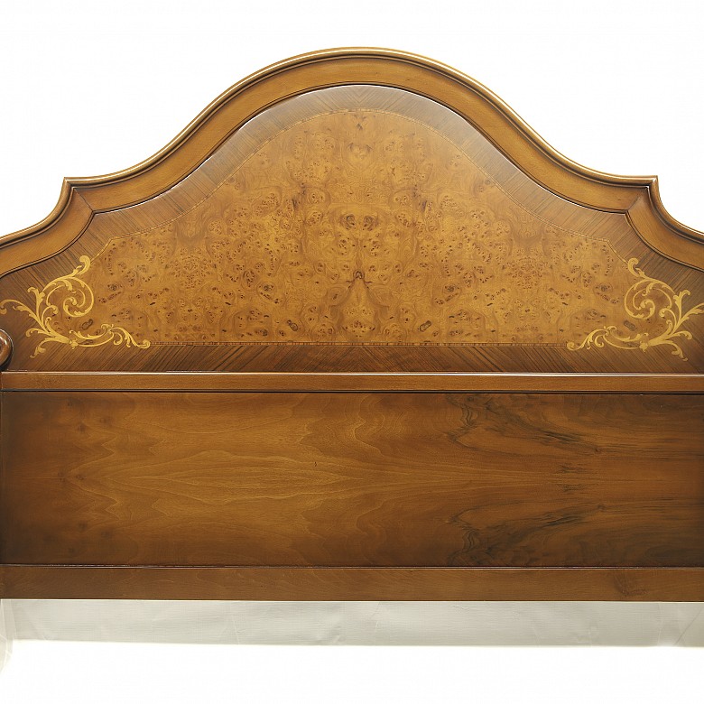 Beech and walnut bed - 2