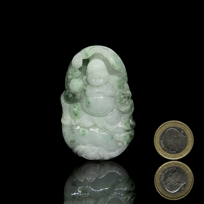 Natural jadeite ‘Buddha’ necklace, Qing dynasty