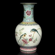 Porcelain vase 