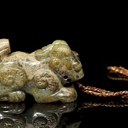 Carved jade figure, Eastern Han dynasty