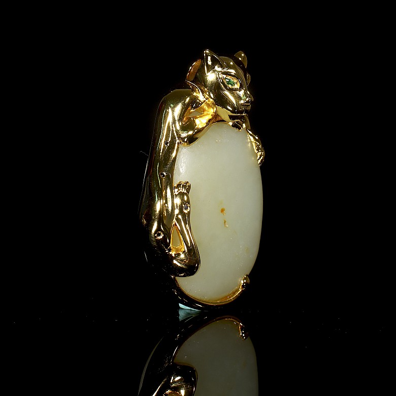 Silver and jade pendant ‘Leopard’, Qing dynasty