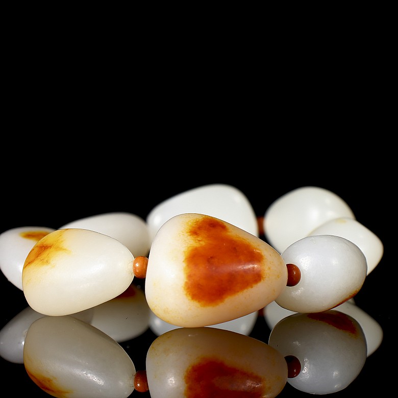 White jade bead bracelet, 20th century