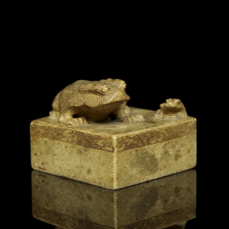 Stone seal “Two Toads”, Qing dynasty