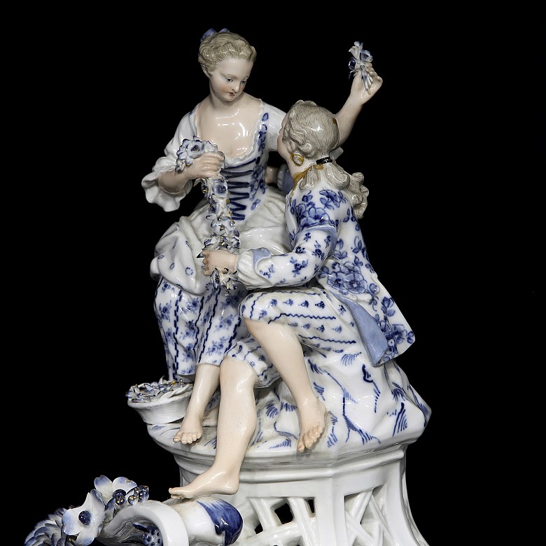 Clock set with two candelabras and pedestal, Meissen, 19th - 20th centuries