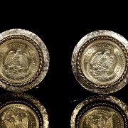 Gemelos de oro con monedas de México