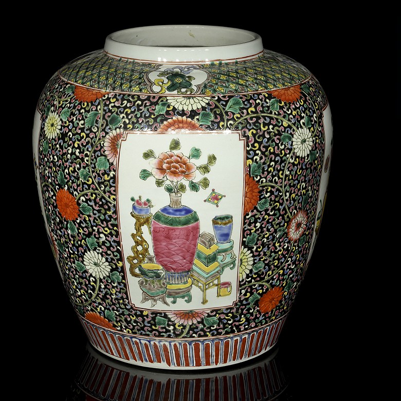 Porcelain enamelled vase, 20th century