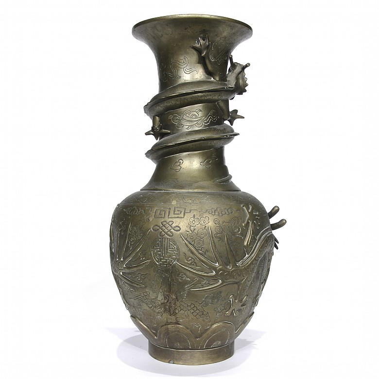 Chinese metal vase, 20th century