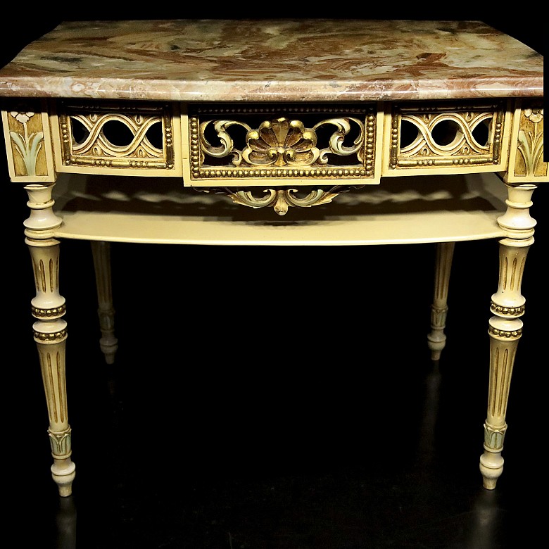 Coffee table in lacquered wood, Italy, 20th century