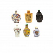 A group of six Chinese snuff bottles.