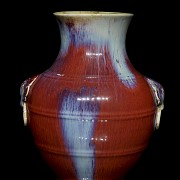 Ceramic vase with flambé glaze, with Qianlong mark