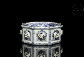 Brush cleaning bowl ‘Lions’ Ming dynasty