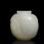 White jade snuff bottle ‘Landscape’, Qing Dynasty