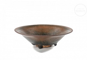 Two-colour glazed ware bowl, Song dynasty