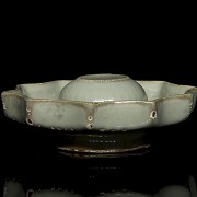 Small celadon ceramic vessel, Song style - 1