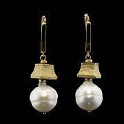 Set of earrings and ring of yellow gold and pearls - 5