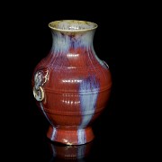 Ceramic vase with flambé glaze, with Qianlong mark