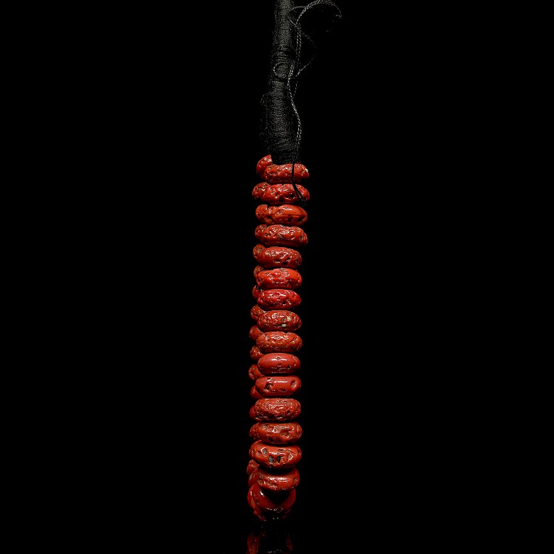 Tibetan liuli bead necklace, Late Qing dynasty