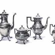 Silver-plated metal tea set. Germany.