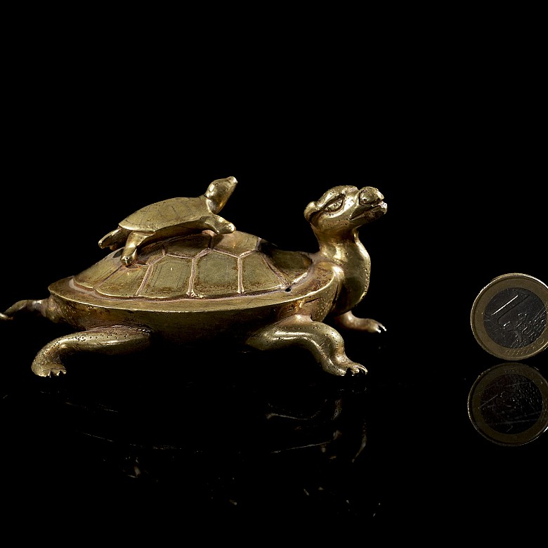 Bronze figure ‘Turtles’, Tang Dynasty