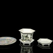 Four enamelled porcelain objects, 20th century