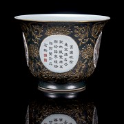 Small porcelain ‘Landscapes and Poems’ cup, Qing dynasty