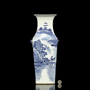 Quadrangular ‘Scene’ vase, Qing dynasty