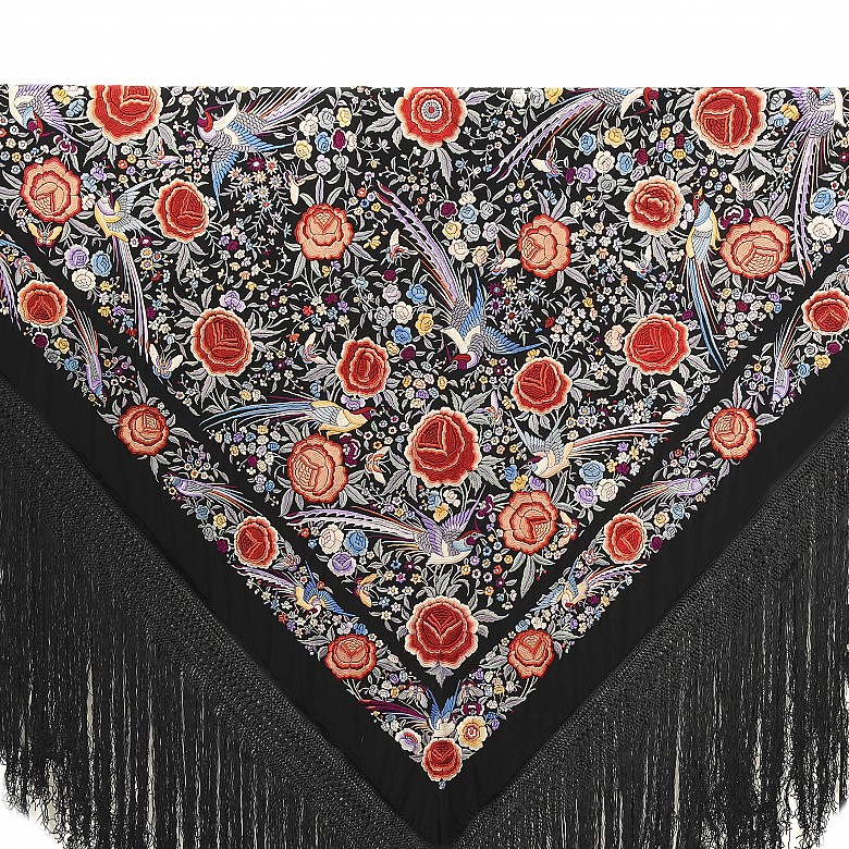 Large manila shawl 19th-20th century