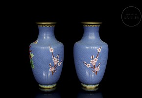 Pair of bronze vases with cloisonné decoration, 20th century