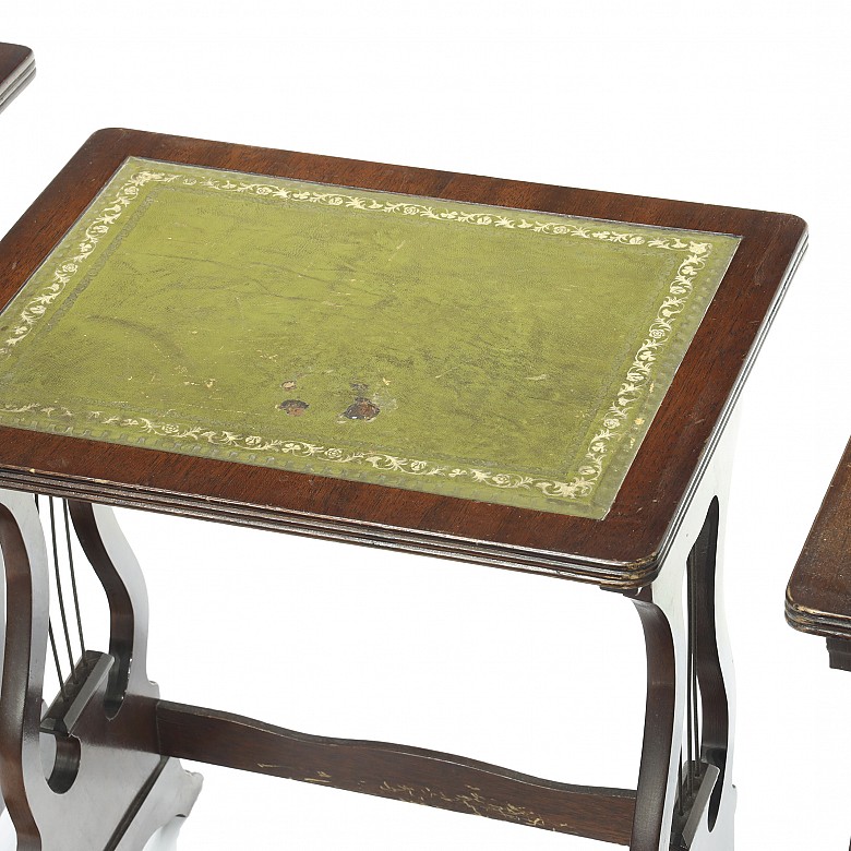 Nesting tables with leather top, Regency style, 20th century